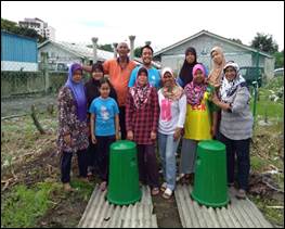 Starbucks Malaysia’s Green Outreach Programme: Backyard Composting Workshop